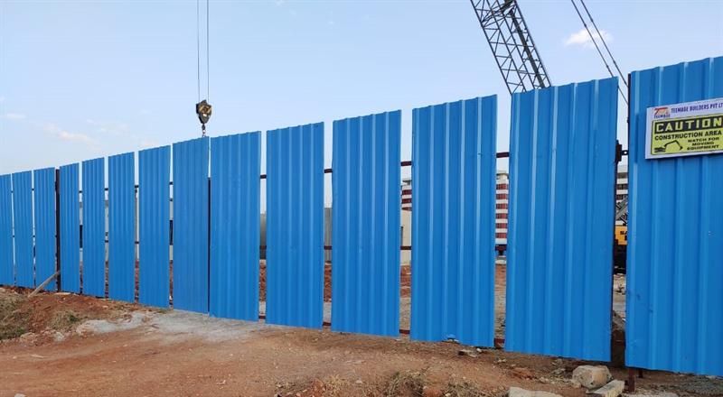 Basement earthwork, Tughlakabad & Sangam Vihar hard rock breaker excavation, and JCB/excavator hire in Delhi