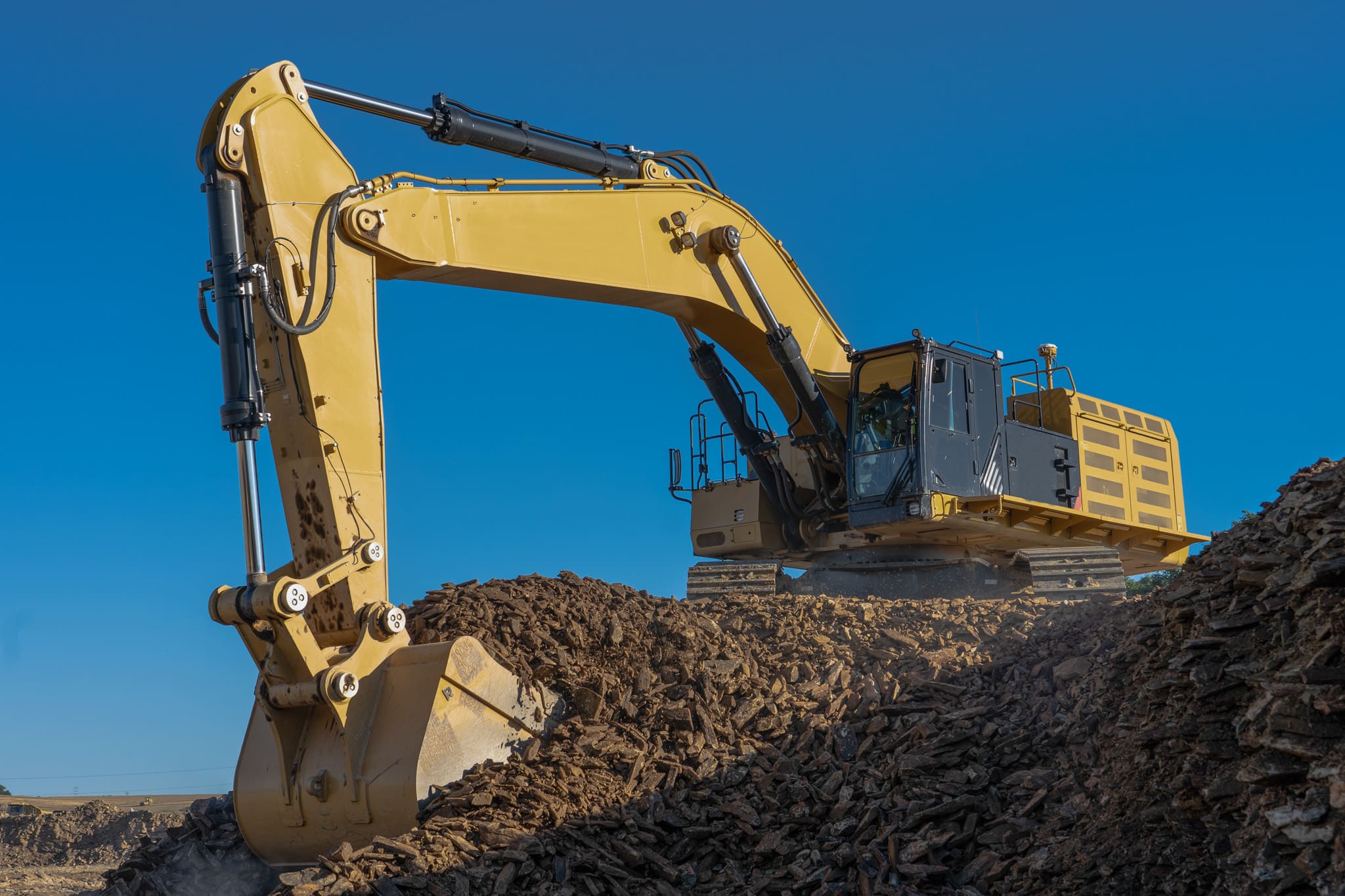 Structural demolition and industrial dismantling in Greater Noida