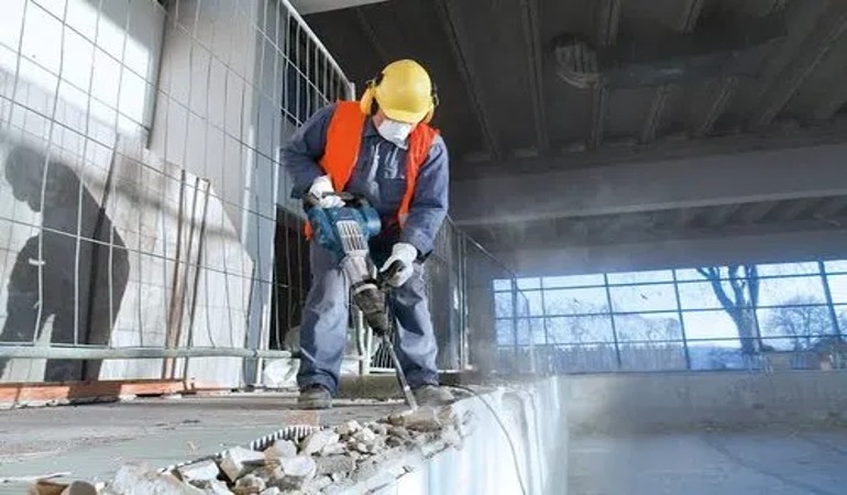 Heavy RCC Slab Demolition